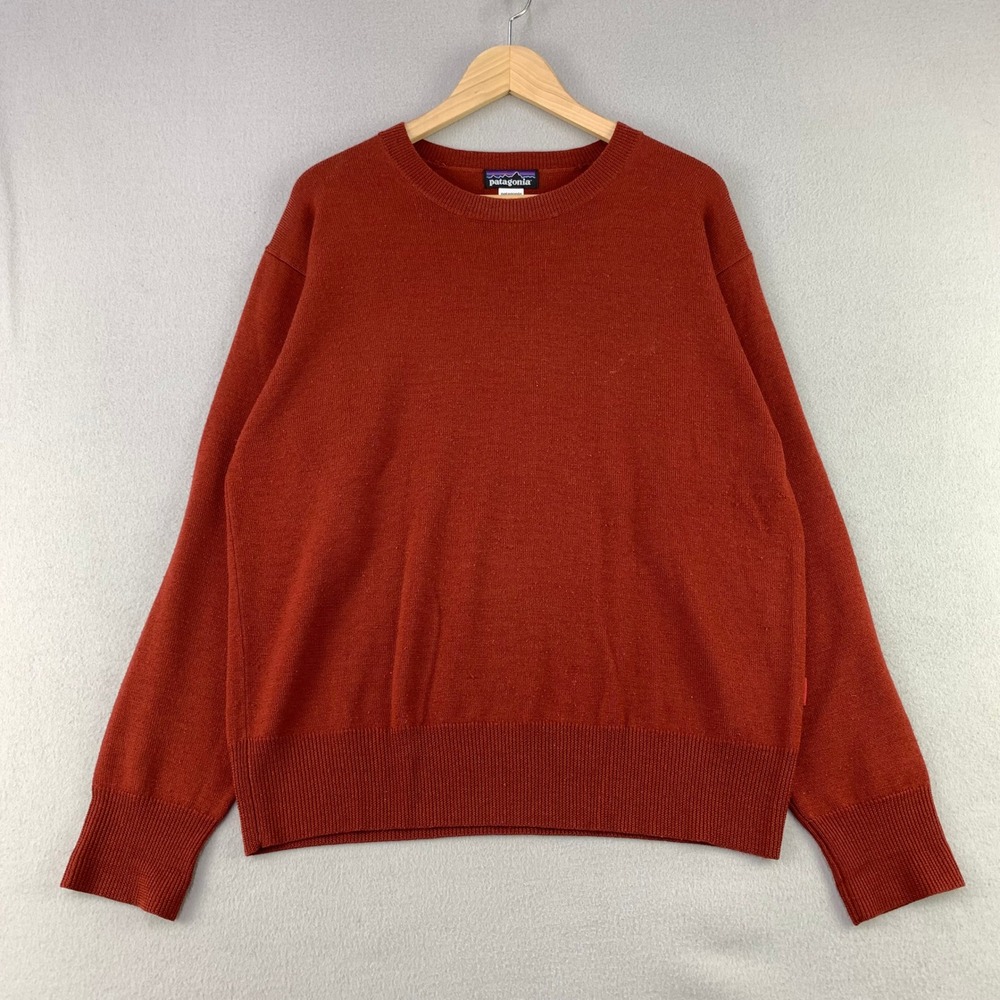 Patagonia Merino Wool Crewneck Sweater Mens Medium Rust Red Outdoor Fall Preppy
